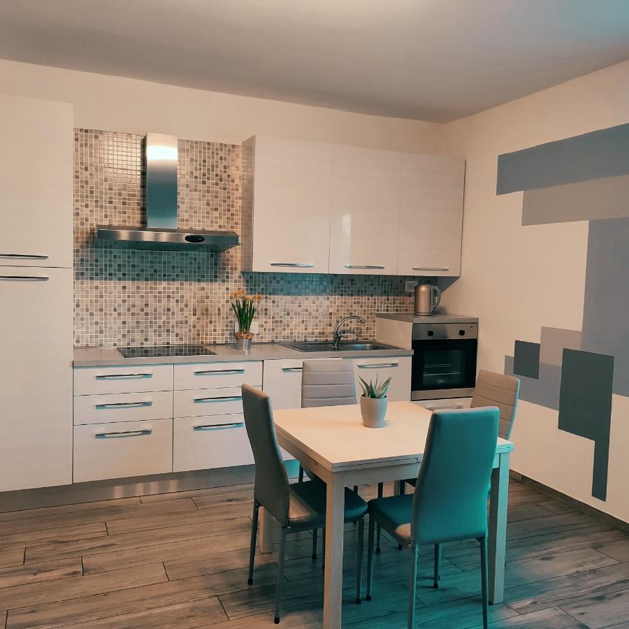 Casa Vacanze Da Marti Тирано Экстерьер фото